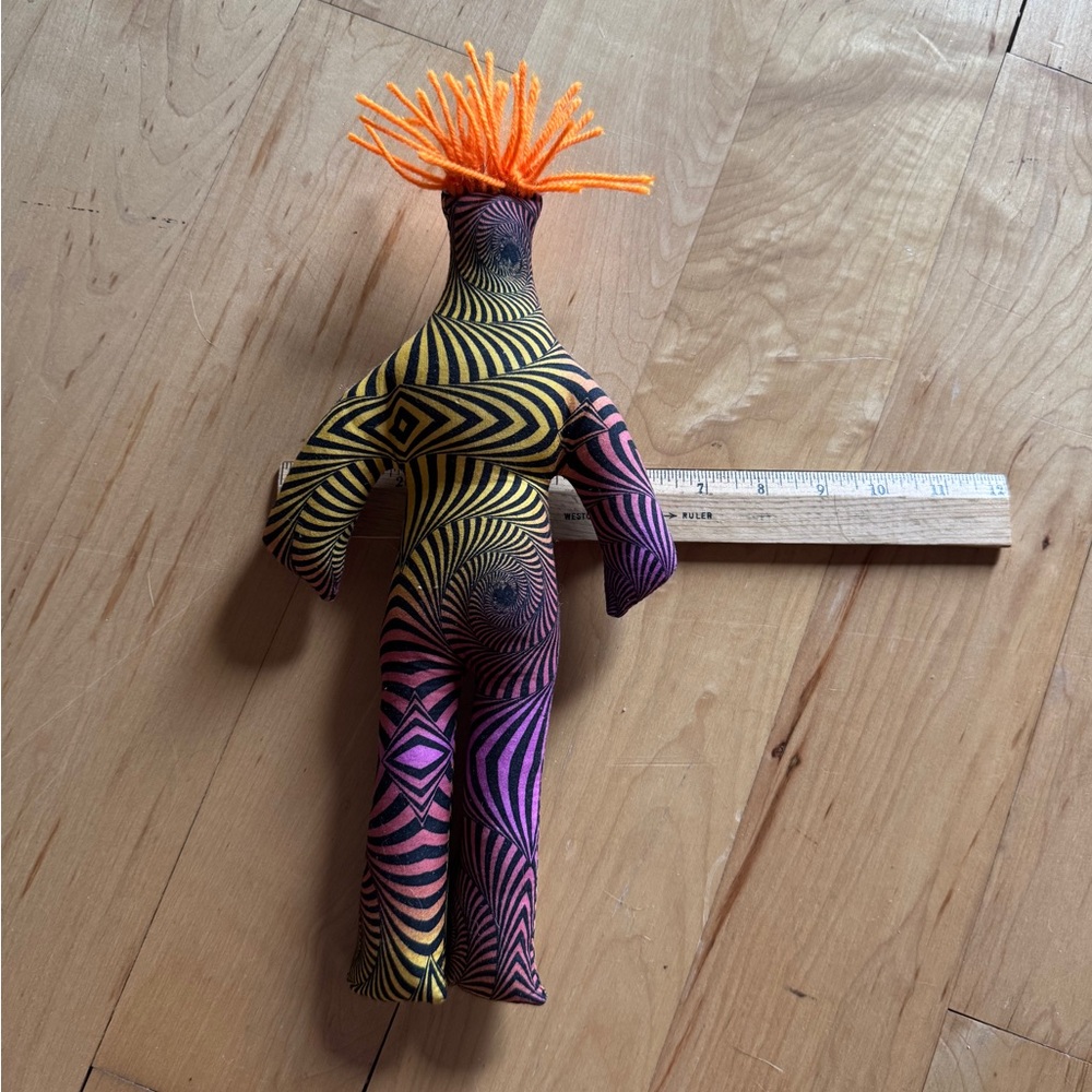 Dammit Doll in psychedelic fabric - Picture 4 of 5